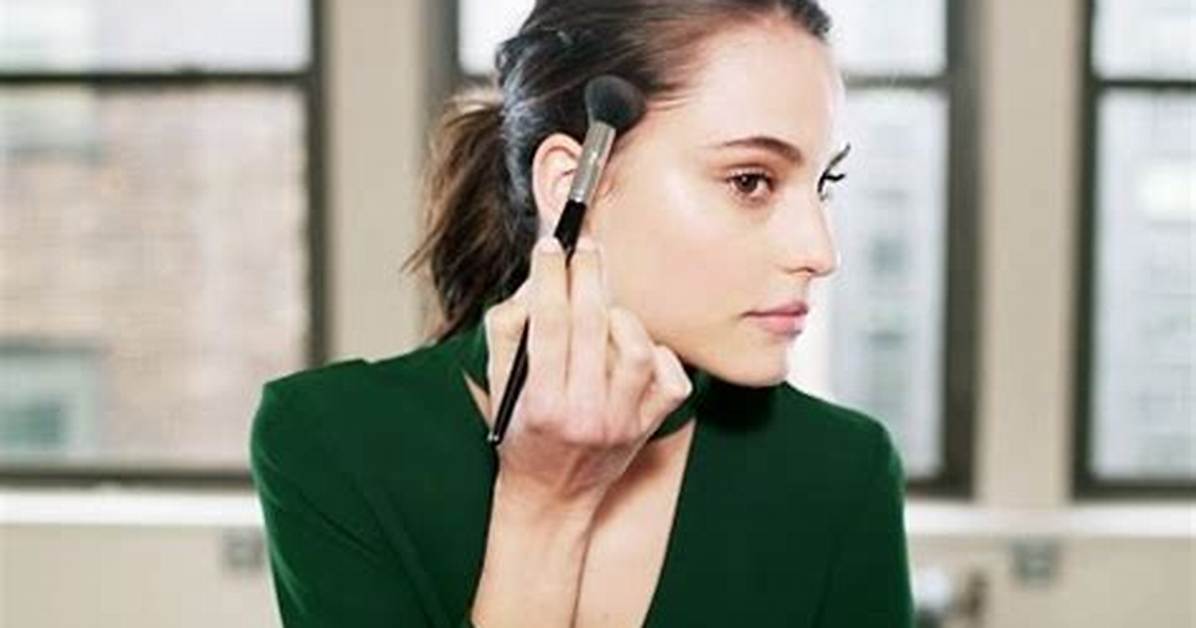 The 20-Second Makeup Trick Every Thin-Haired Girl Needs