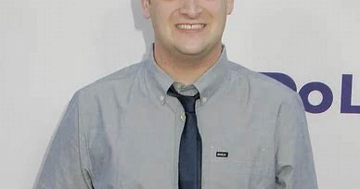 Tim Robinson Height