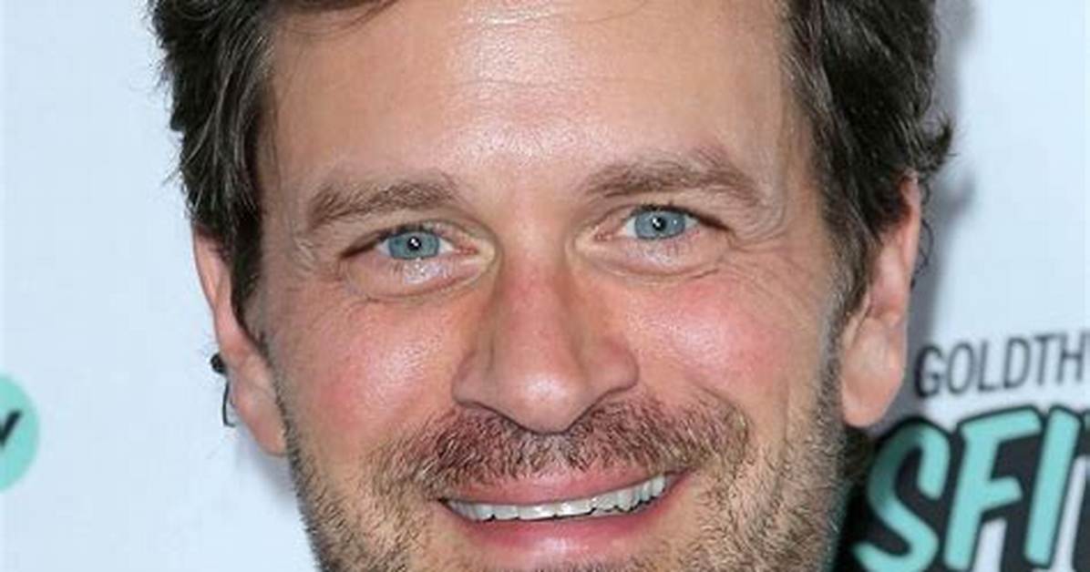 Tom Everett Scott