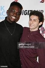 Twaimz - Celebnetworth
