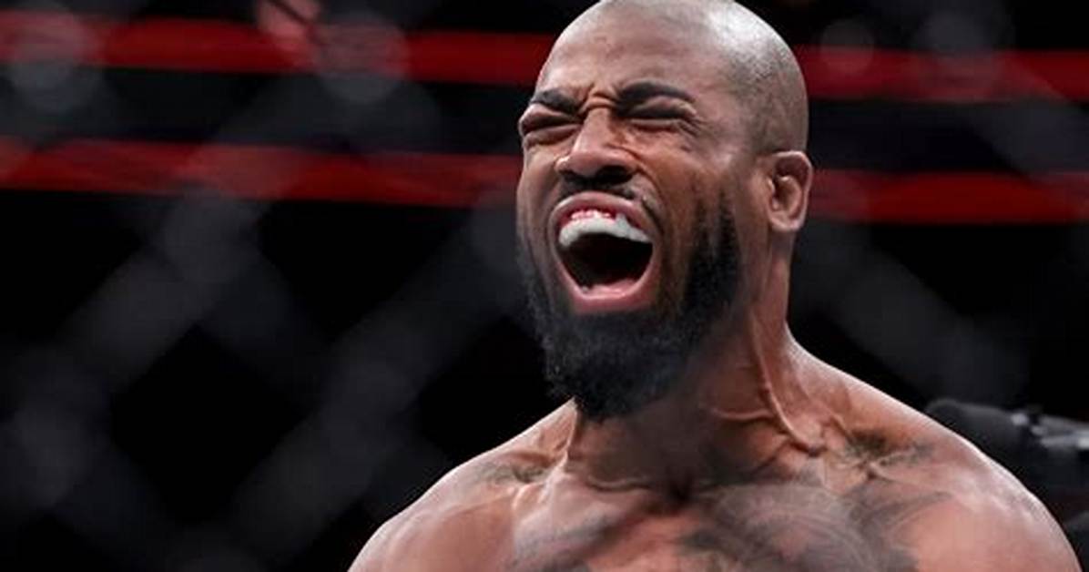 Ufc's Bobby Green Says He'd Beat Lebron's Ass in a Fight Despite Size Difference Ufc's Bobby Green I'd Wax Lebron's Ass in a Fight. .. 'There Can Only Be One King' 👑 Exclusive 74 9/30/2023 12:10 Am Pt
