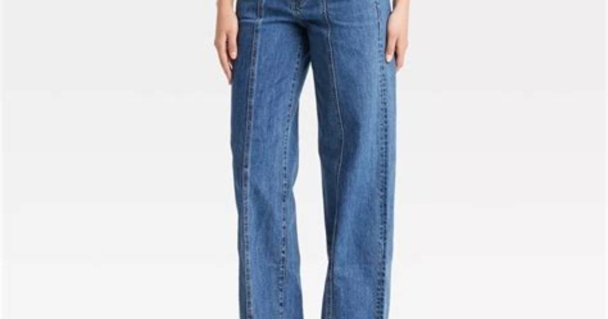 Universal Thread Jeans