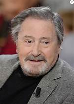 Victor Lanoux Taille