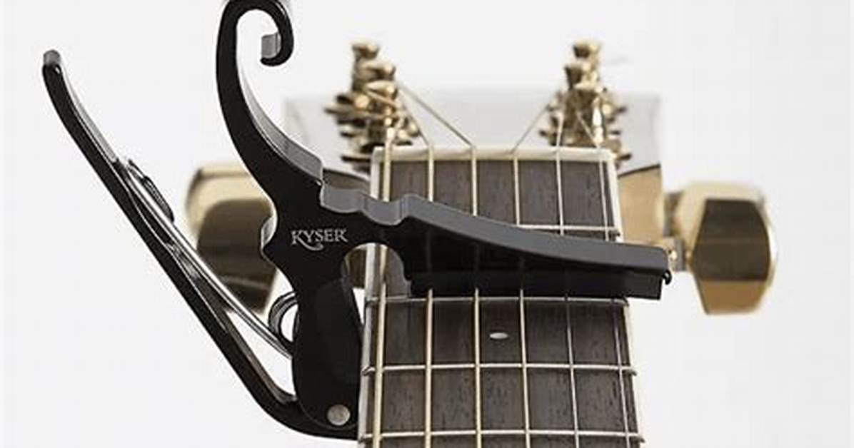 What Capo Does Billy Strings Use?