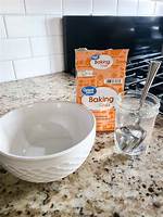 What Does Baking Soda Paste Do for Bug Bites?