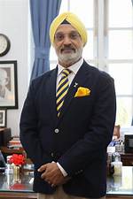 What Is a Headmaster?