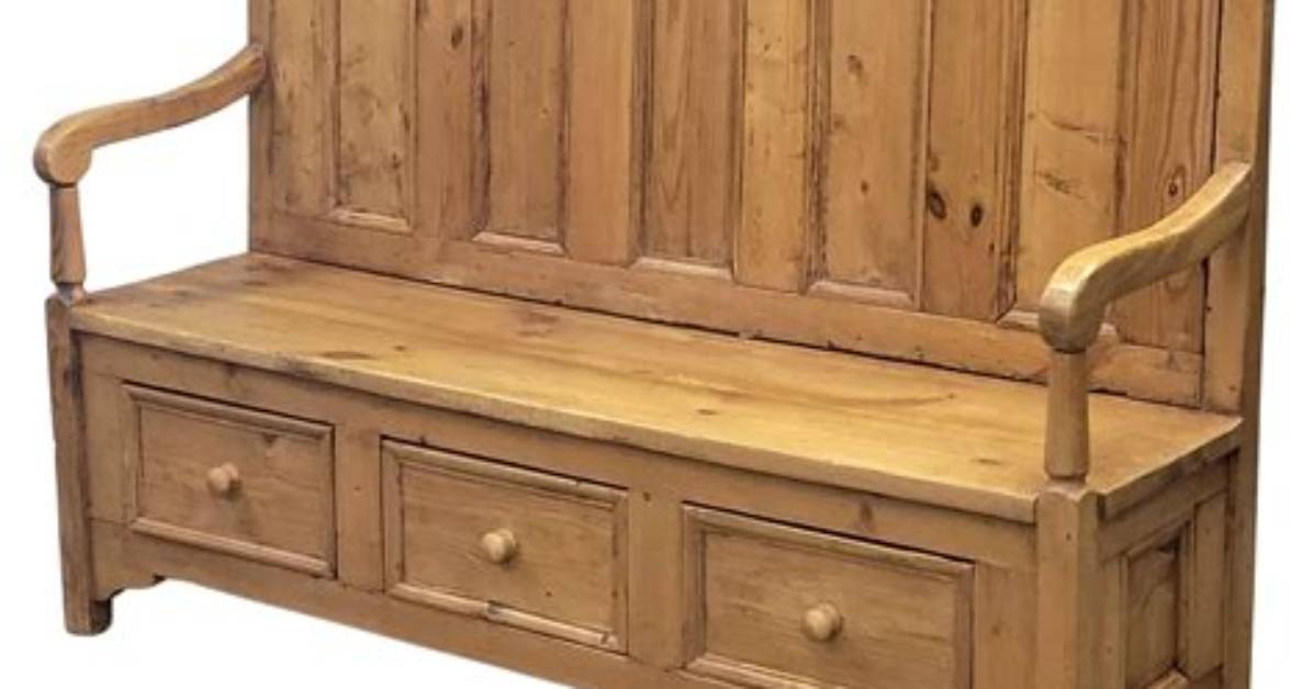 What Is a Settle Bench?