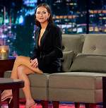 What Is Abigail Heringer Net Worth 2022? Her Age, Height, Career, Dating