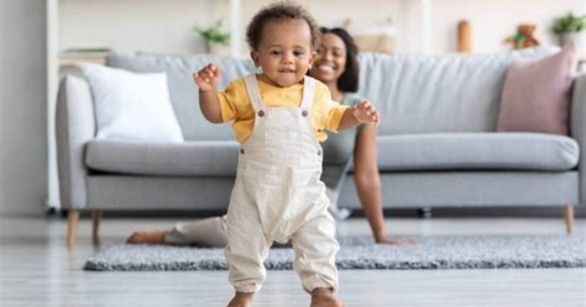 When Babies Start Walking?