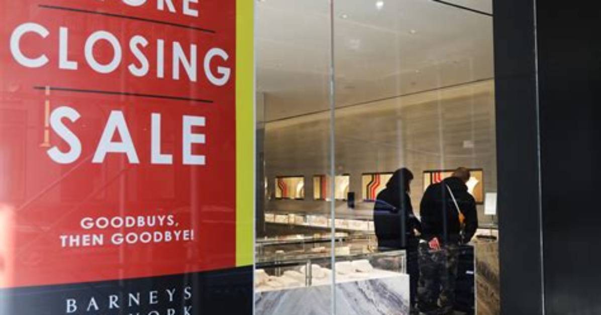 When Does Barneys Close?