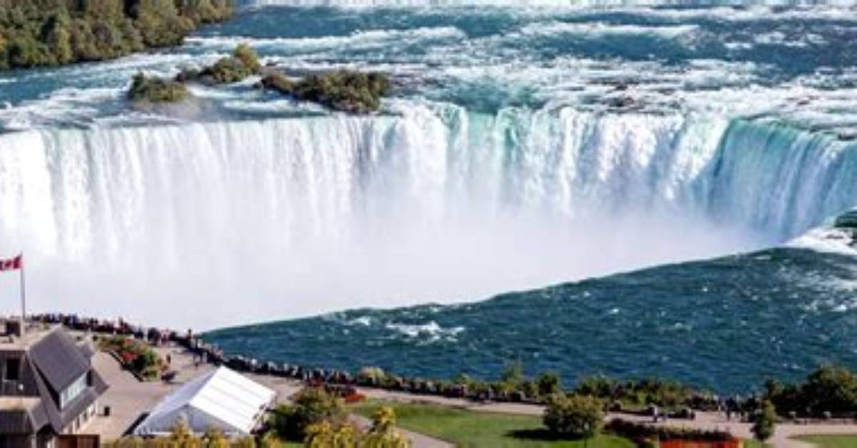 When Does Niagara Falls Open?