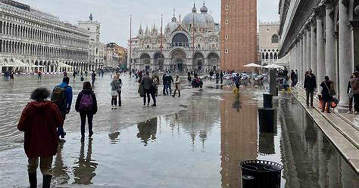 When Does Venice Flood?