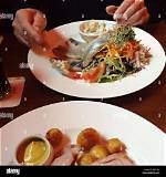 When Is Lunch Served?