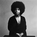 When Was Roberta Flack Born?