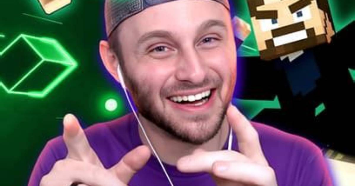 Where Does Ssundee Live?