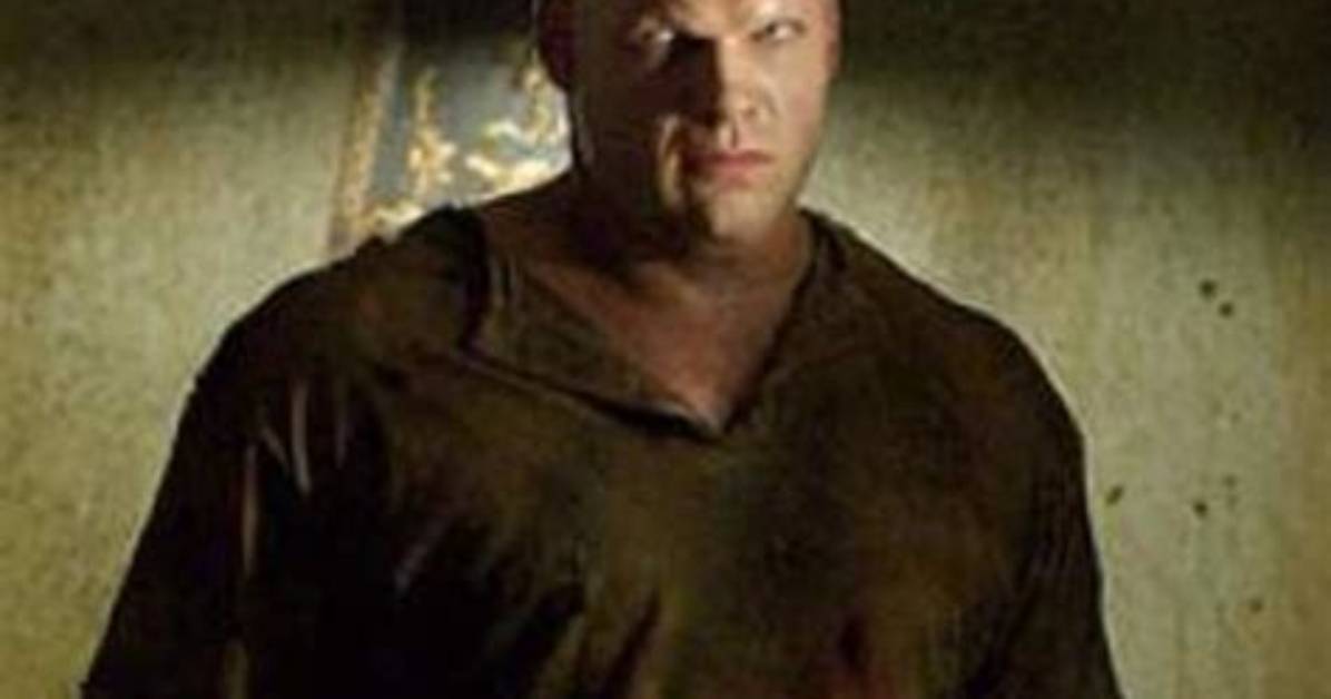 Why Does Killer Kane Handcuffed Max?