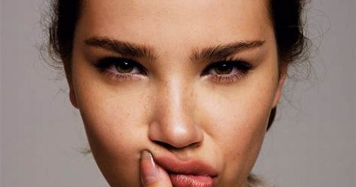 Why You Should Stop Using Lip Scrubs, According to Dermatologists
