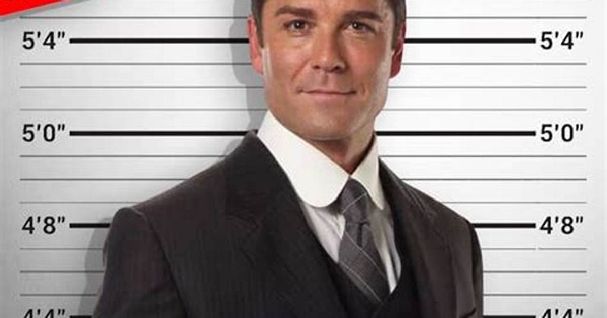 Yannick Bisson Height